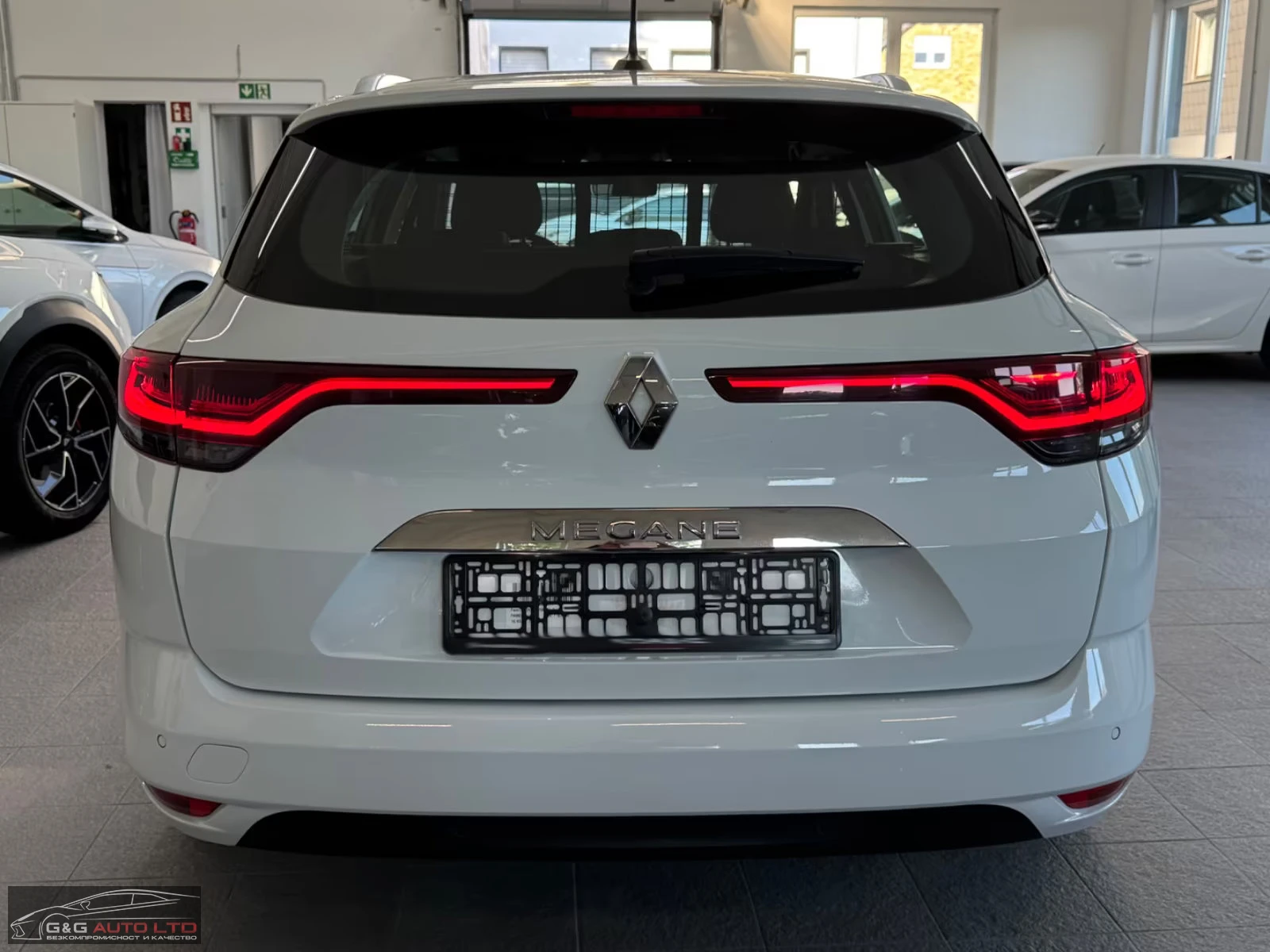 Renault Megane GT/BUSSINES/116HP/CAM/LED/NAVI/KLESS/332g - изображение 6