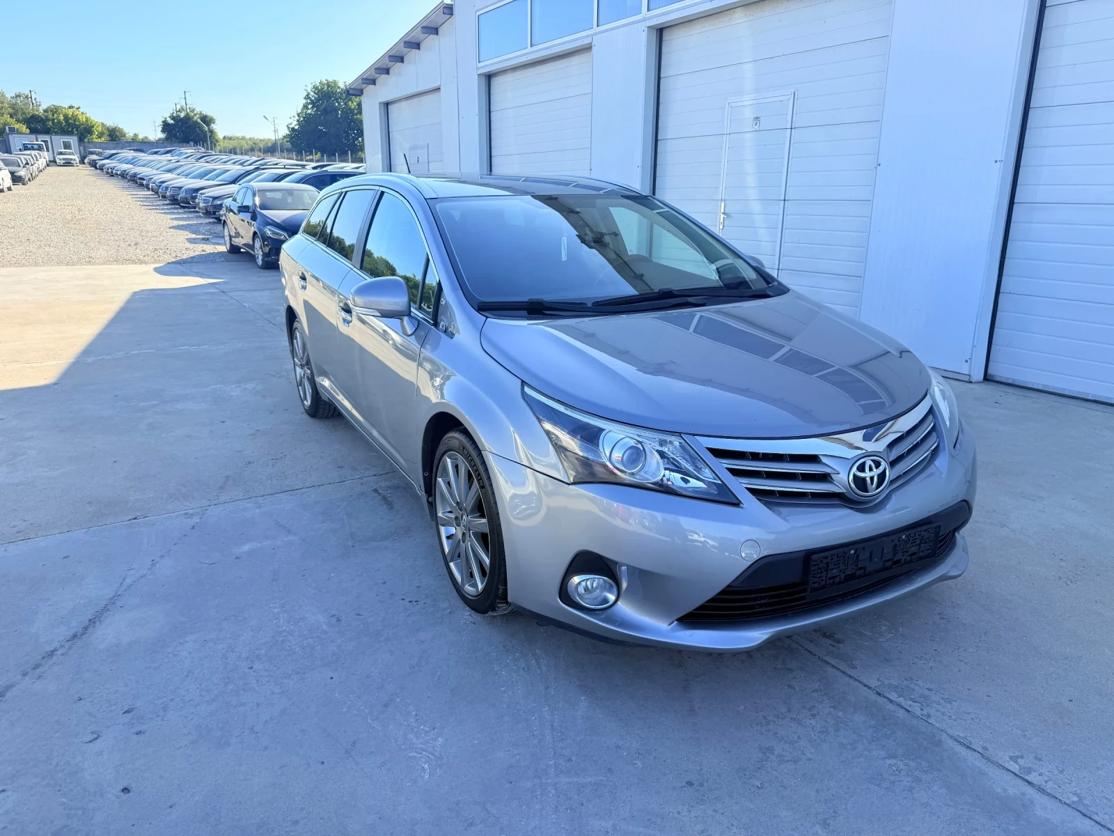 Toyota Avensis 2.2D4D 150k.c* Navi* Kamera* Nova* UNIKAT*  | Mobile.bg   13