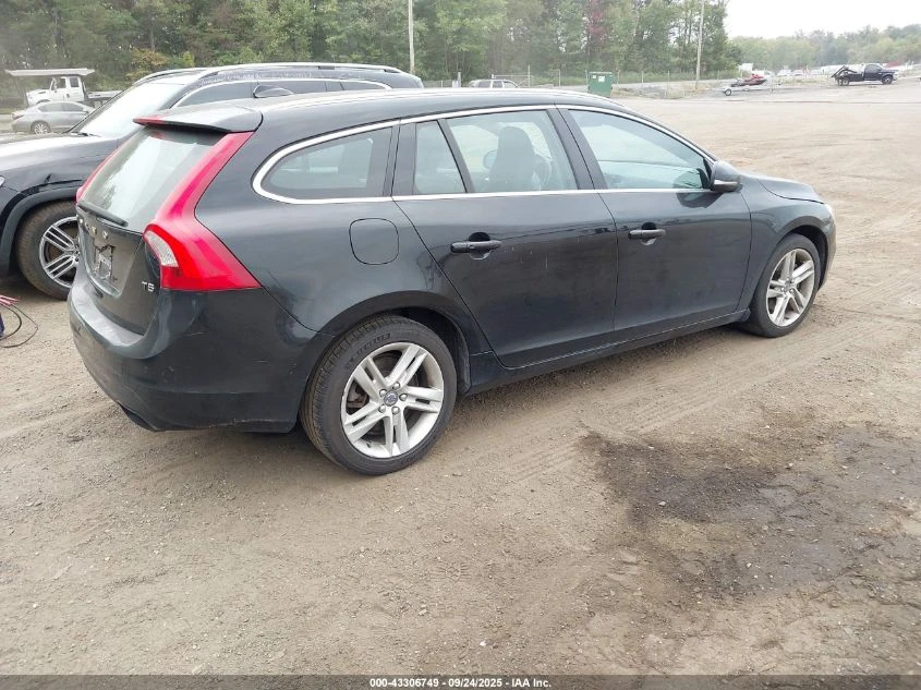 Volvo V60 2.0L I-4 DI, DOHC, VVT, TURBO, 240HP Front Wheel - изображение 9