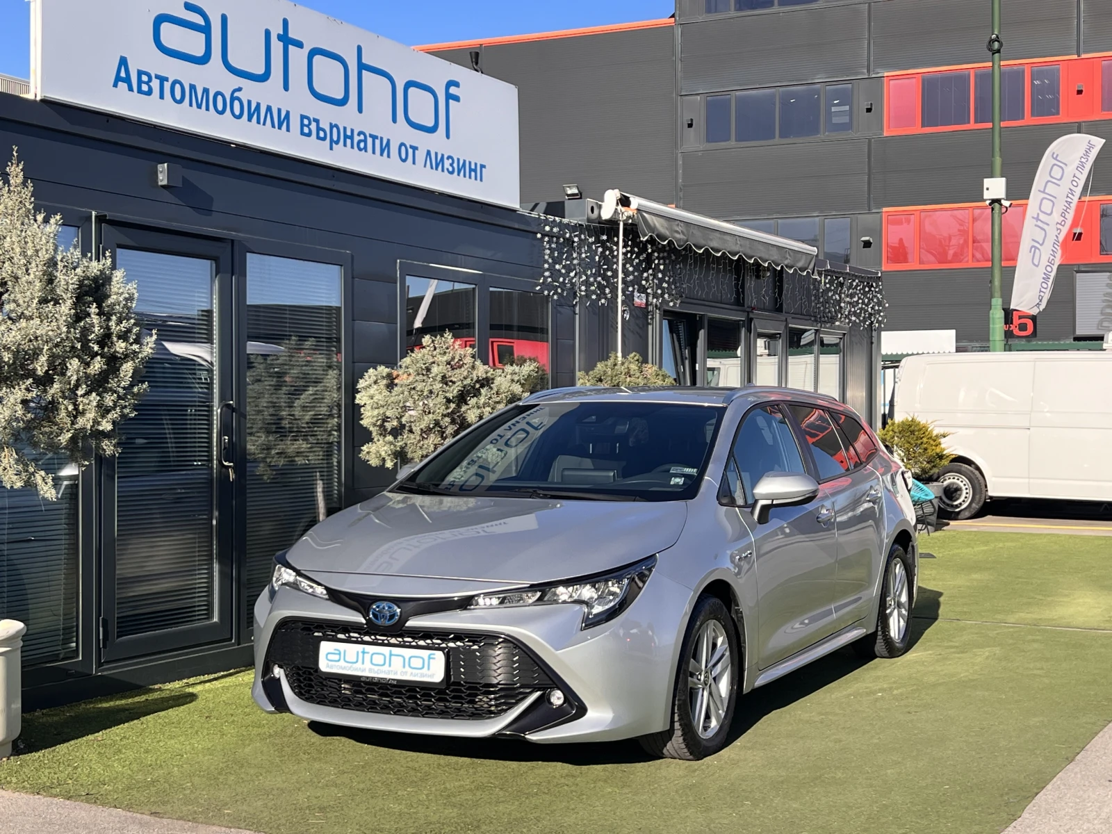 Toyota Corolla EXECUTIVE/1.8/HYBRID/122�.�./AT/�������� | Mobile.bg � ����������� 1