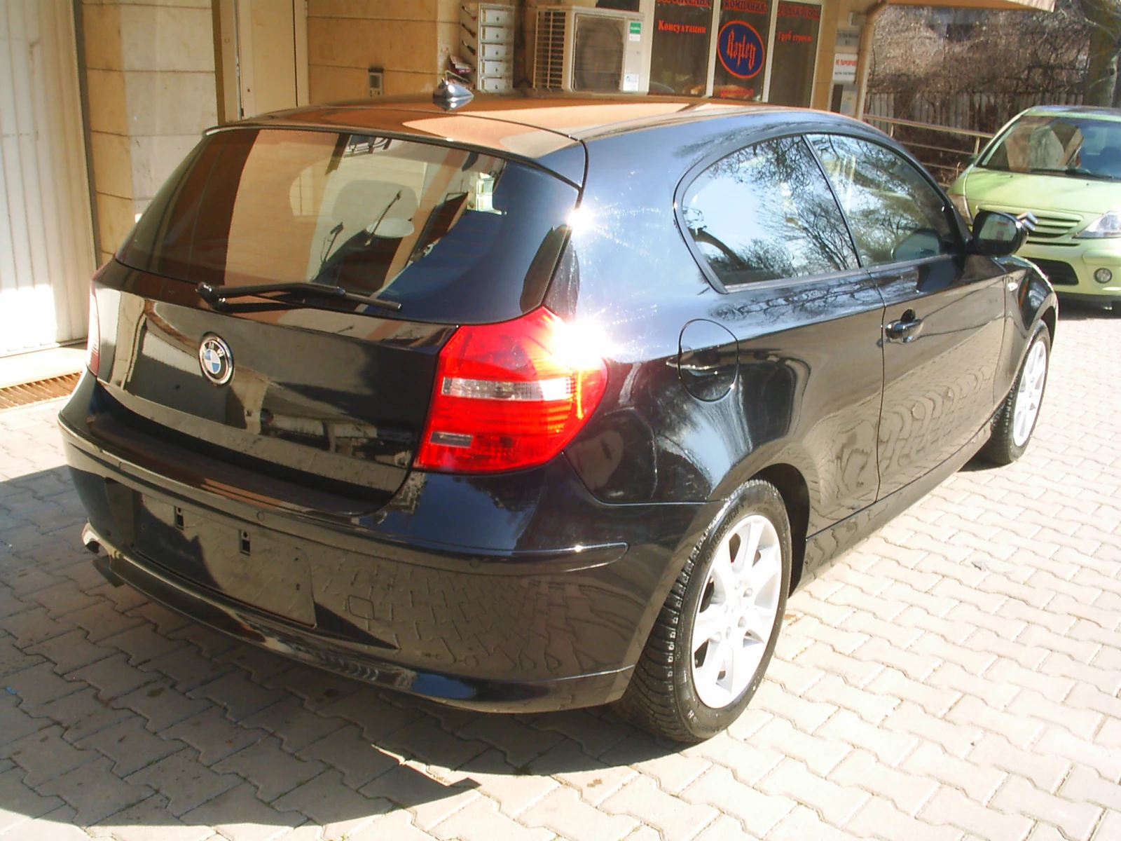 BMW 116 2.0i 116k.c., снимка 4 - Автомобили и джипове - 53746537