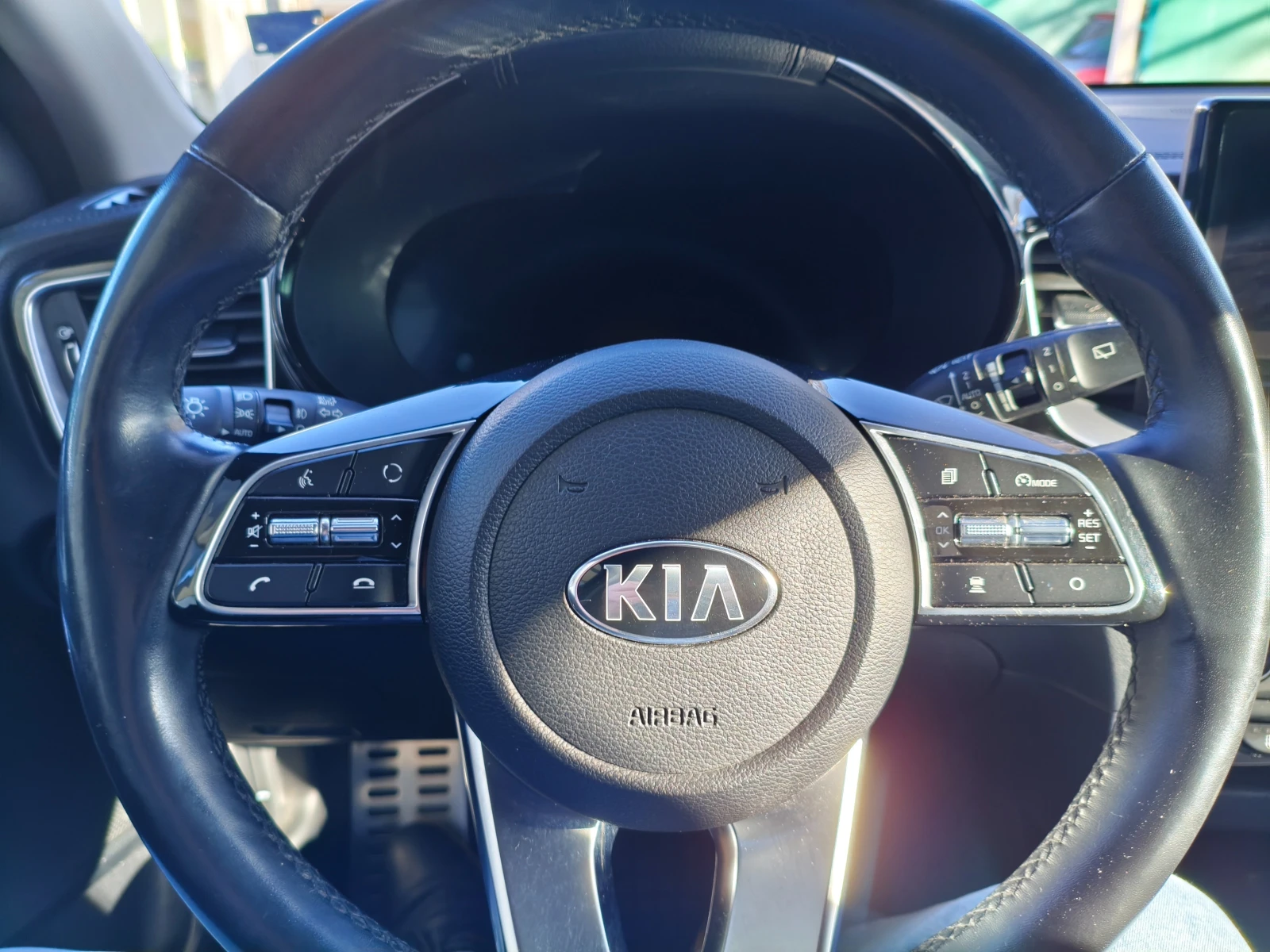 Kia XCeed, снимка 9 - Автомобили и джипове - 53796796