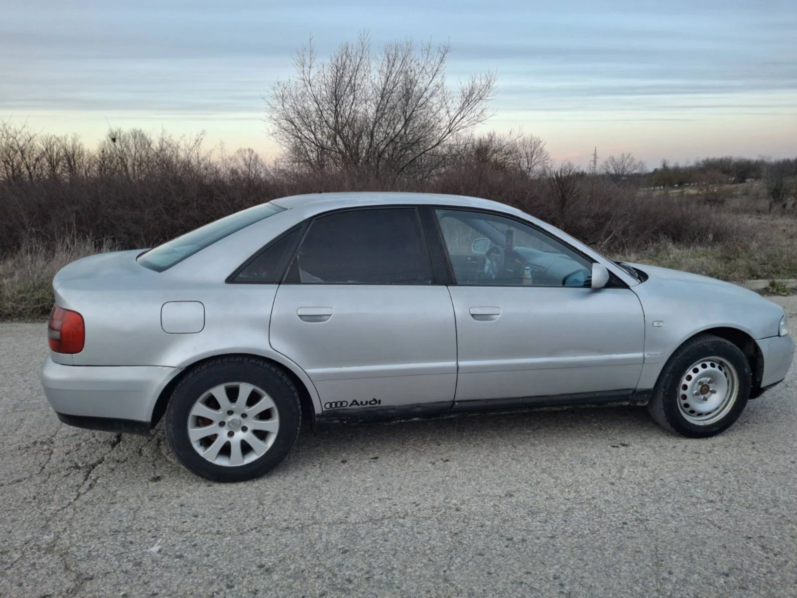 Audi A4 1.9TDI B5 Facelift , снимка 7 - Автомобили и джипове - 53872170