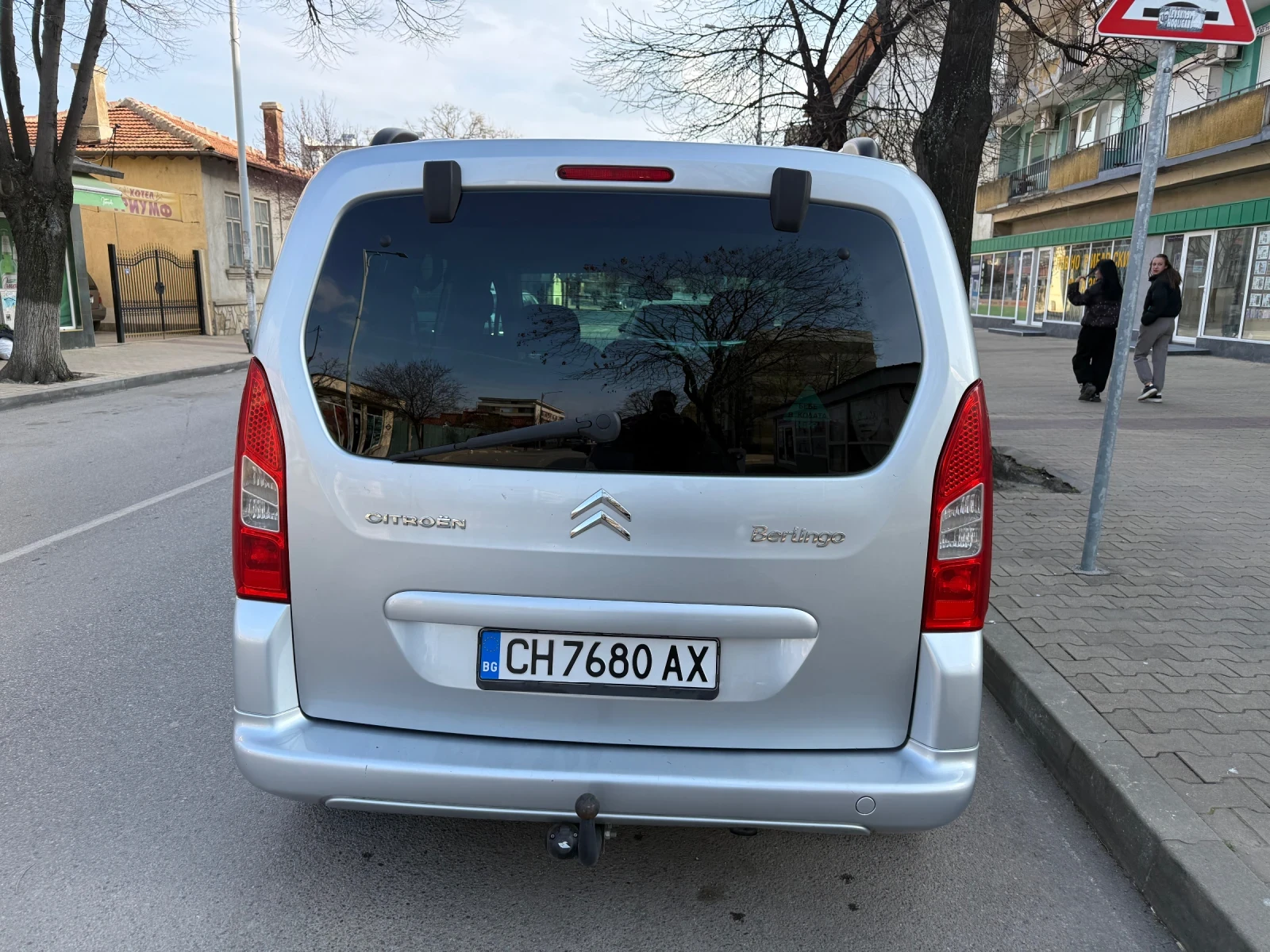 Citroen Berlingo 1.6 hdi 110 кс, снимка 5 - Автомобили и джипове - 53881474