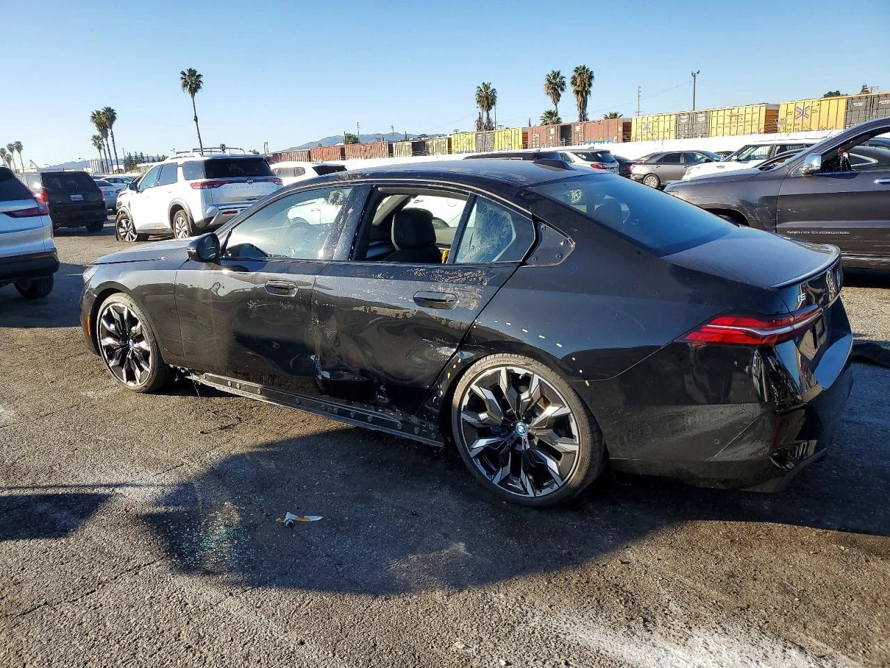 BMW i5 xDrive 40, снимка 2 - Автомобили и джипове - 54402027