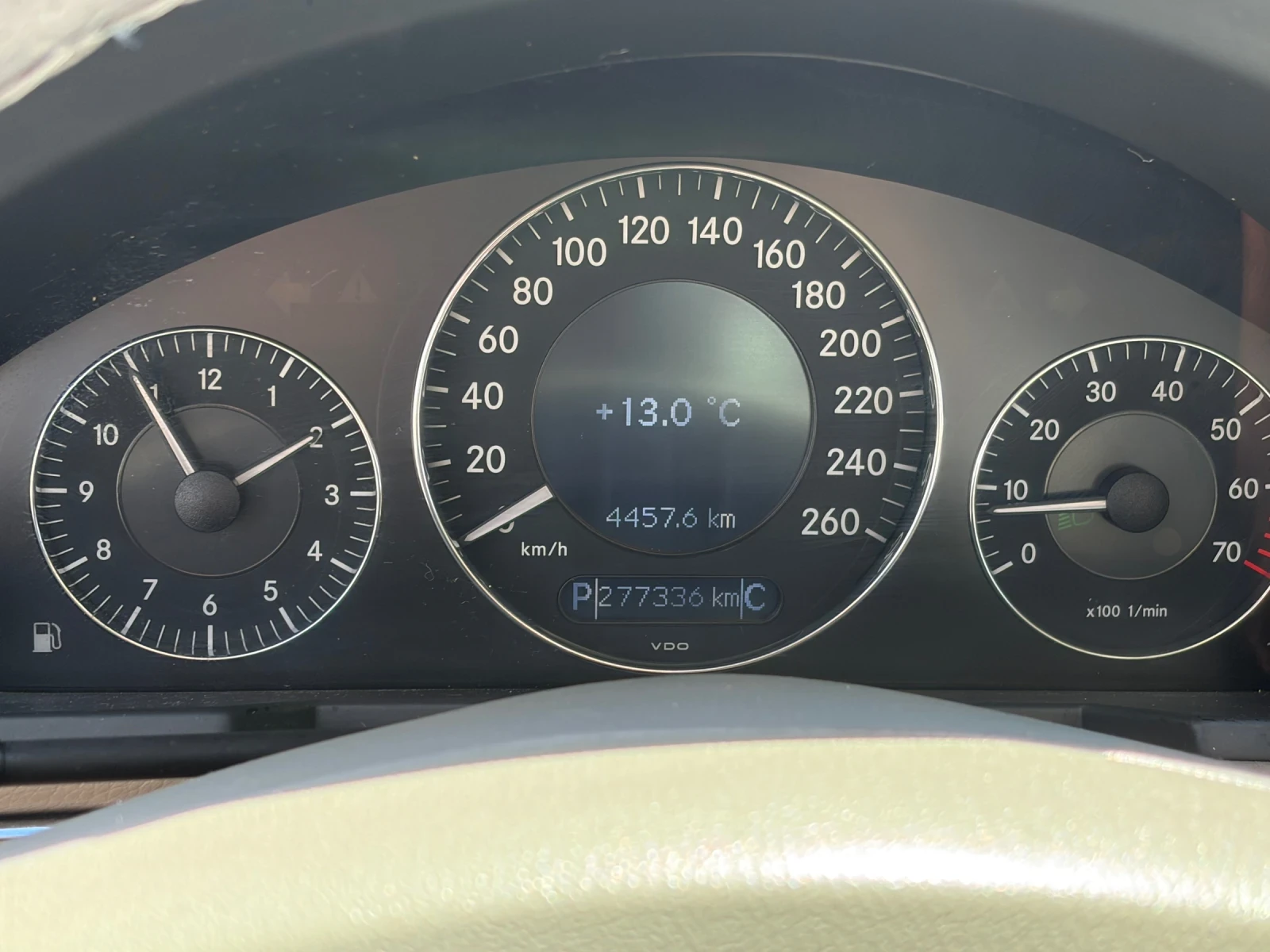 Mercedes-Benz E 320 Mercedes-Benz E320 W211 4 MATIC 3, 2 Бензин, снимка 15 - Автомобили и джипове - 55187058