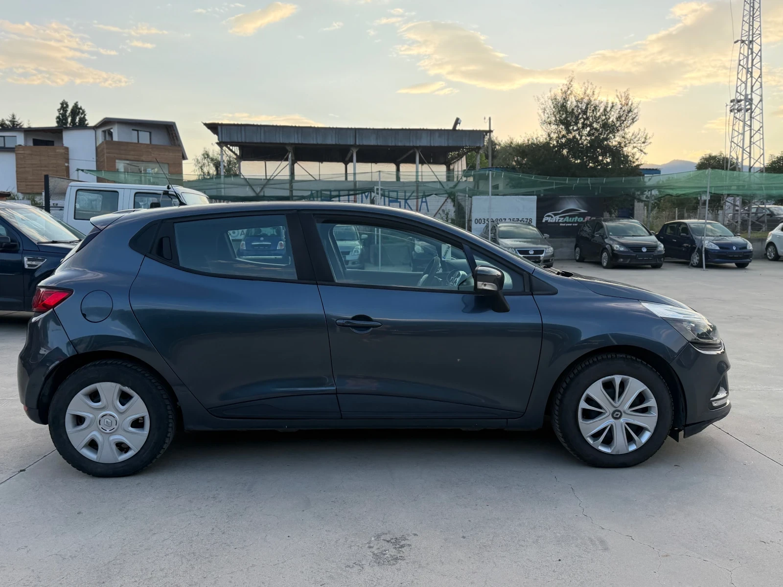 Renault Clio Benzin/Gaz/Evro6B, снимка 4 - Автомобили и джипове - 55436815