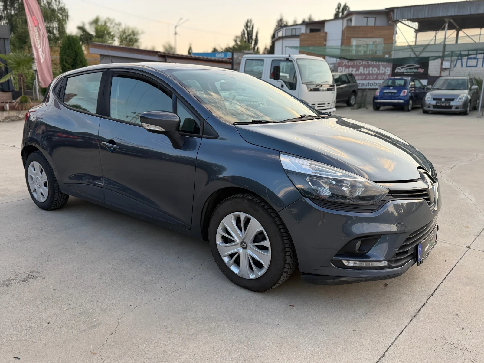 Renault Clio Benzin/Gaz/Evro6B, снимка 2 - Автомобили и джипове - 55436815