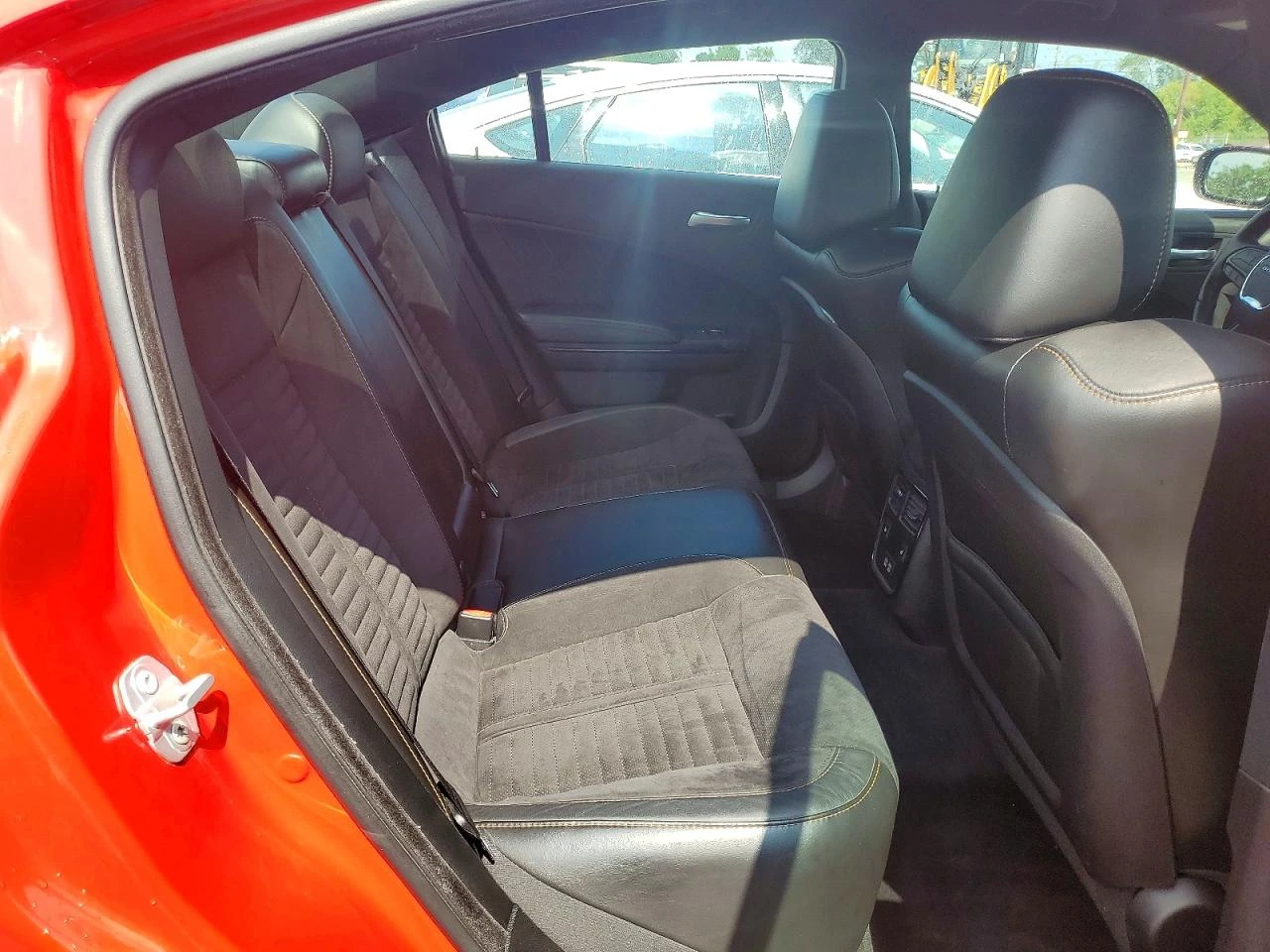 Dodge Charger 5.7l R/T, снимка 10 - Автомобили и джипове - 55995611