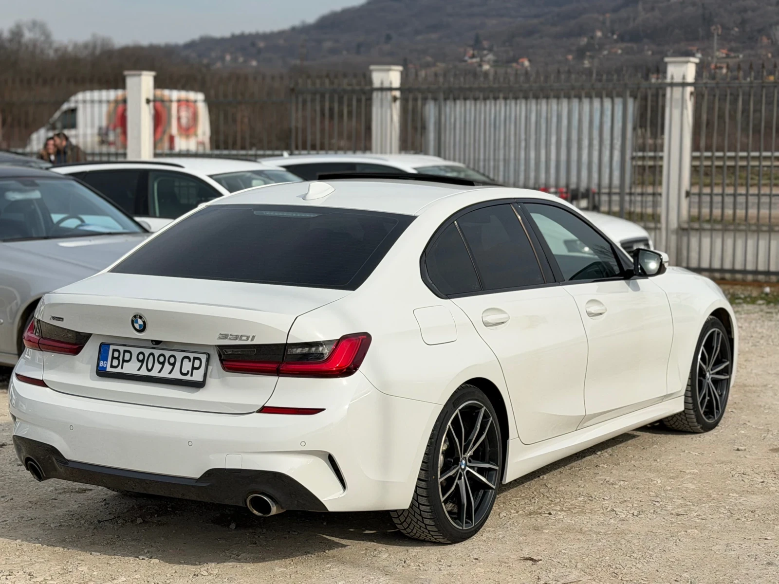 BMW 330 M-PACK , снимка 6 - Автомобили и джипове - 56072005