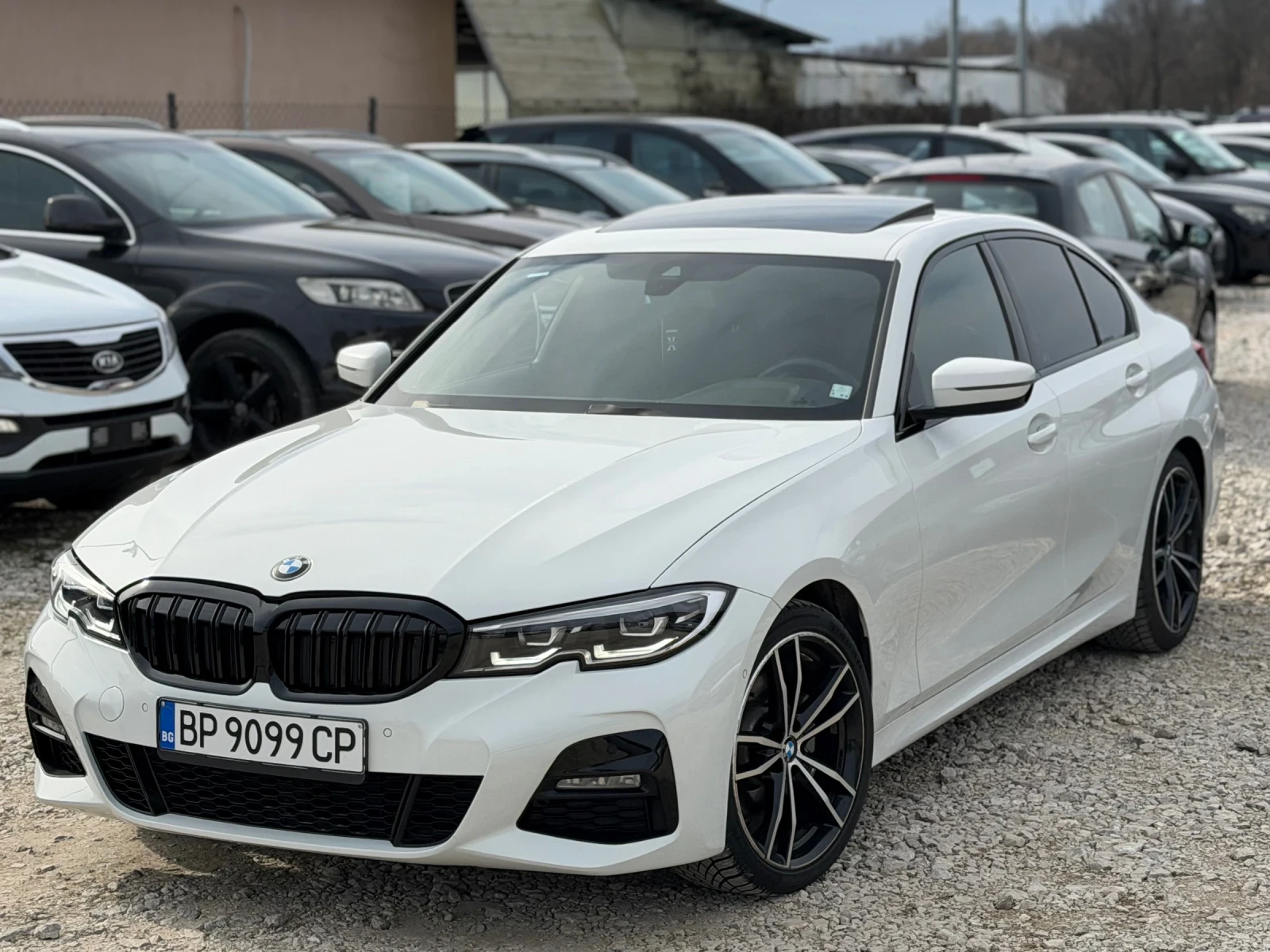 BMW 330 M-PACK , снимка 2 - Автомобили и джипове - 56072005