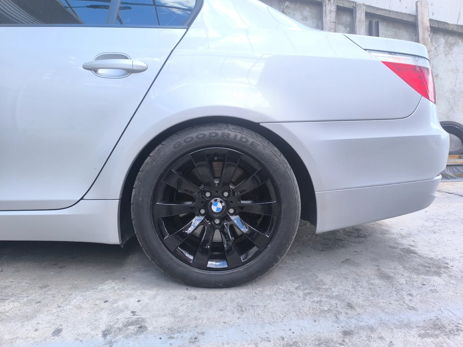 BMW 535 286hp SAT, снимка 9 - Автомобили и джипове - 56366836