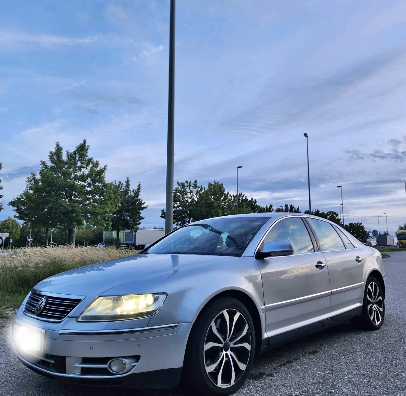 VW Phaeton Фул екстри, снимка 5 - Автомобили и джипове - 56624122