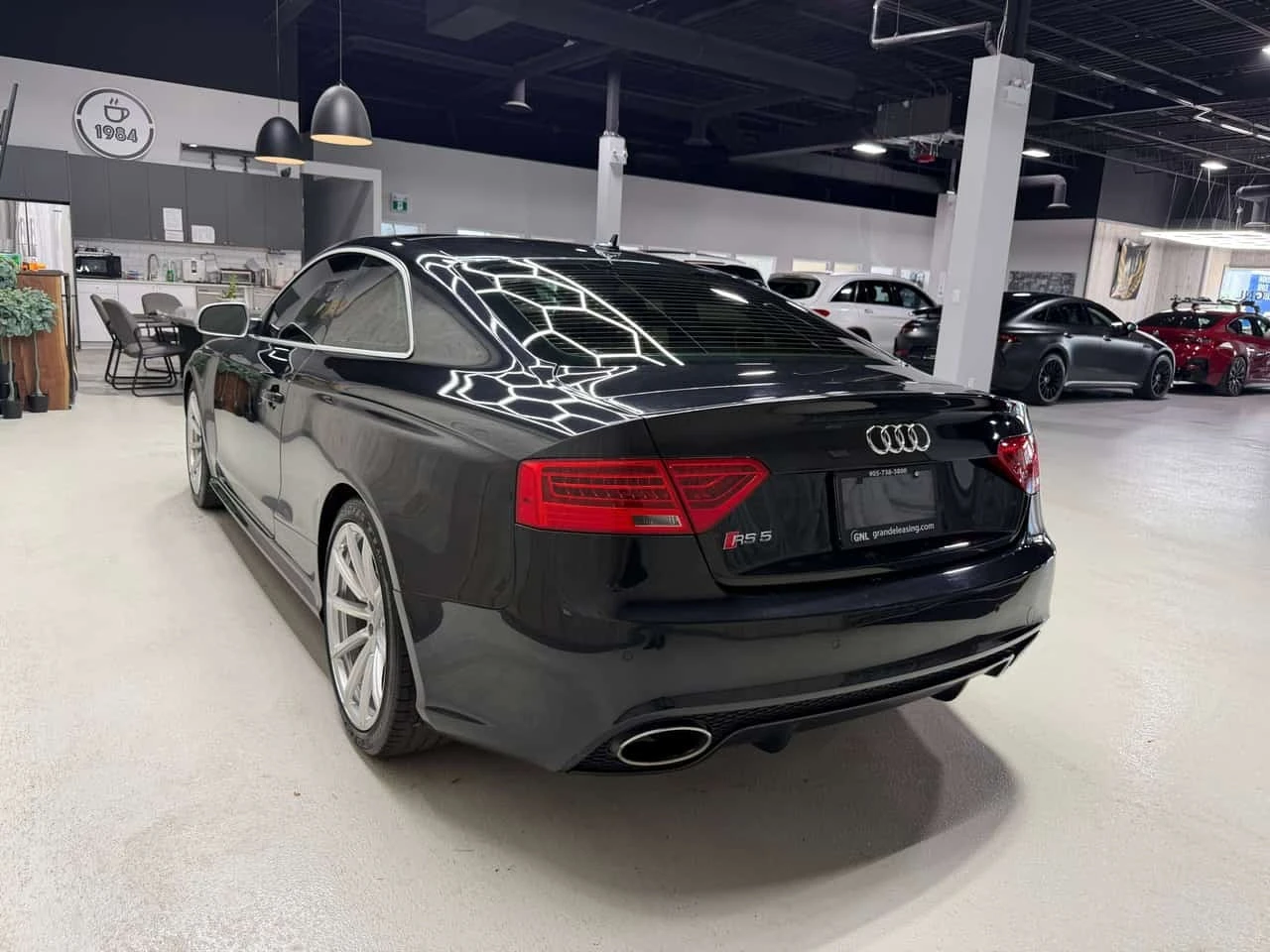 Audi Rs5 FACE| COUPE| LOW KMS| CARBON INTERIOR| B&O, снимка 12 - Автомобили и джипове - 56636441