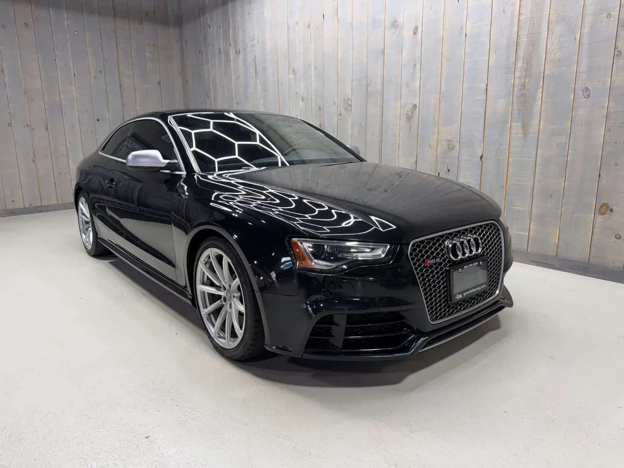 Audi Rs5 FACE| COUPE| LOW KMS| CARBON INTERIOR| B&O, снимка 2 - Автомобили и джипове - 56636441