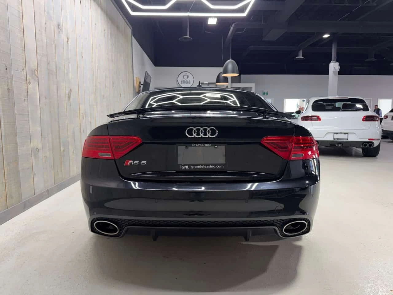 Audi Rs5 FACE| COUPE| LOW KMS| CARBON INTERIOR| B&O, снимка 9 - Автомобили и джипове - 56636441