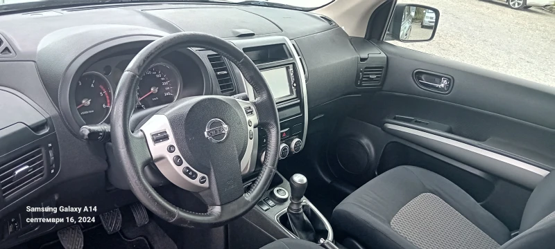 Nissan X-trail 2.0 dci, снимка 8 - Автомобили и джипове - 47260935