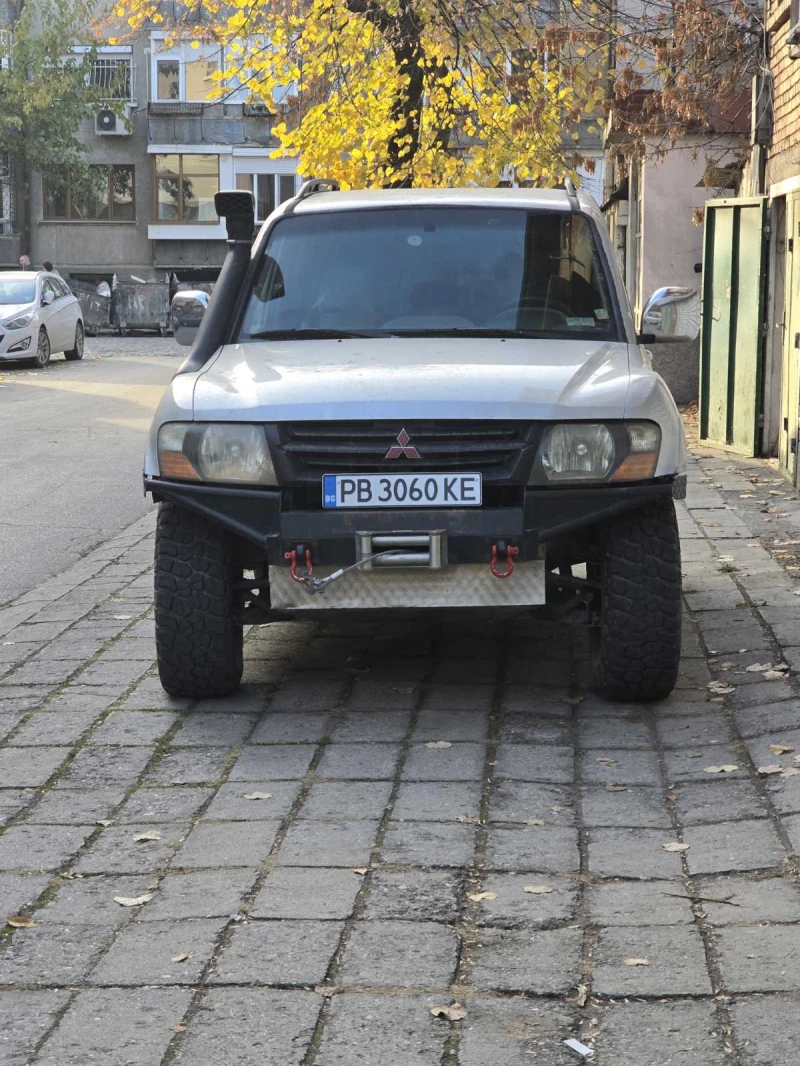 Mitsubishi Pajero Pajero 3.2 DID, снимка 1 - Автомобили и джипове - 49301806