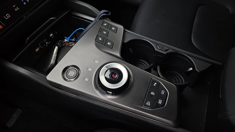 Kia Sportage 1.6T NOBLESSE autogeorge.com, снимка 8 - Автомобили и джипове - 51979141