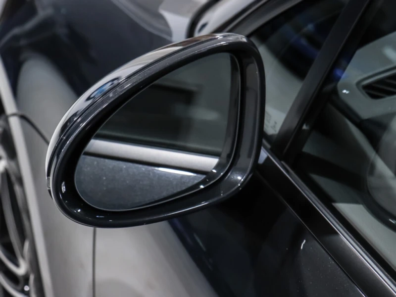 Porsche Macan * / AWD / Premium Plus / Bose Sound / Cooled Seats, снимка 12 - Автомобили и джипове - 52848490