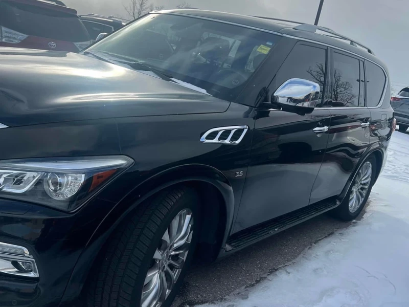 Infiniti QX80 * 4WD 4dr * CARFAX * БЕЗ ПЪРВОНАЧАЛНА ВНОСКА, снимка 2 - Автомобили и джипове - 52940778