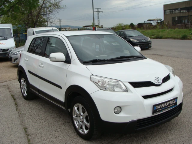 Toyota Urban Cruiser 1.4D4D, снимка 2 - Автомобили и джипове - 54358890