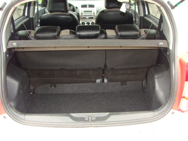 Toyota Urban Cruiser 1.4D4D, снимка 14 - Автомобили и джипове - 54358890