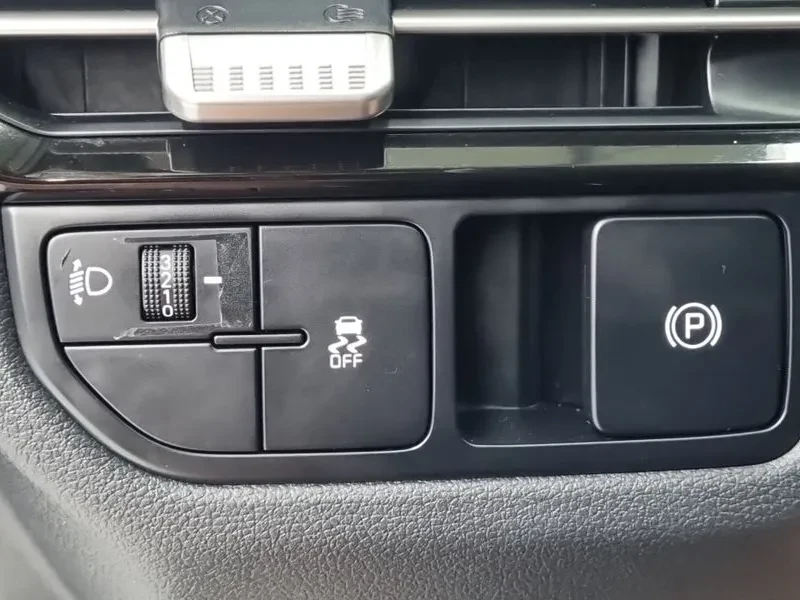 Kia Sportage 5Th Generation Lpg 2.0 2Wd Prestige, снимка 14 - Автомобили и джипове - 55015921