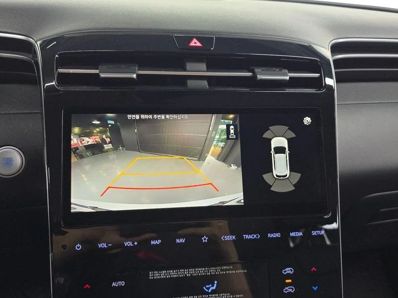Hyundai Tucson 2.0 136 hp Automatic, снимка 13 - Автомобили и джипове - 55843418