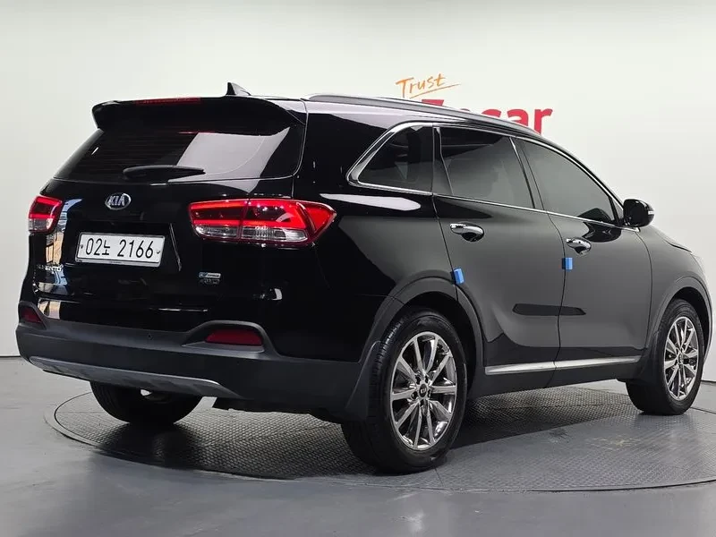 Kia Sorento Diesel 2.2 4Wd Noblesse Special, снимка 4 - Автомобили и джипове - 56269378