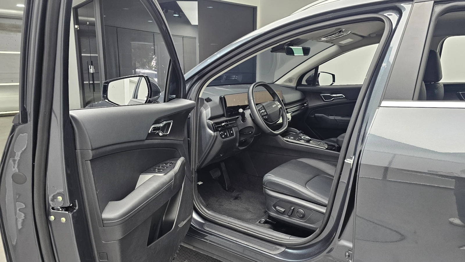 Kia Sportage 1.6T NOBLESSE - изображение 10