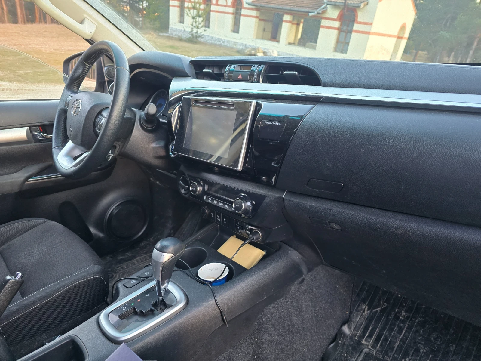 Toyota Hilux  - изображение 3