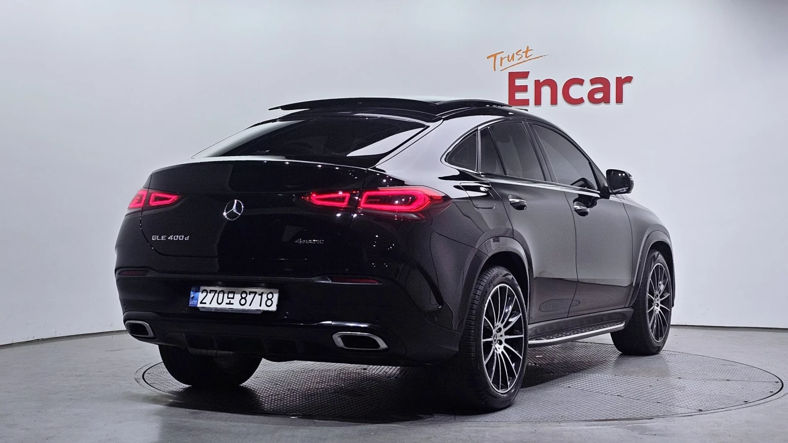 Mercedes-Benz GLE 2022* AMG PK* HEAD-UP* DISTRONIK* КРАЙНА ЦЕНА, снимка 3 - Автомобили и джипове - 54168420