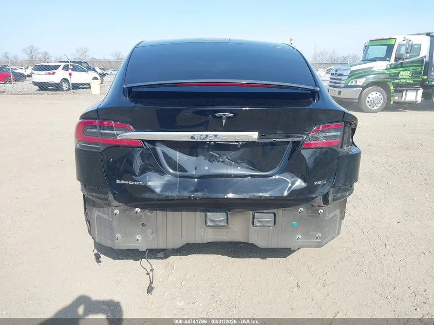 Tesla Model X 75D AWD, снимка 6 - Автомобили и джипове - 54324099