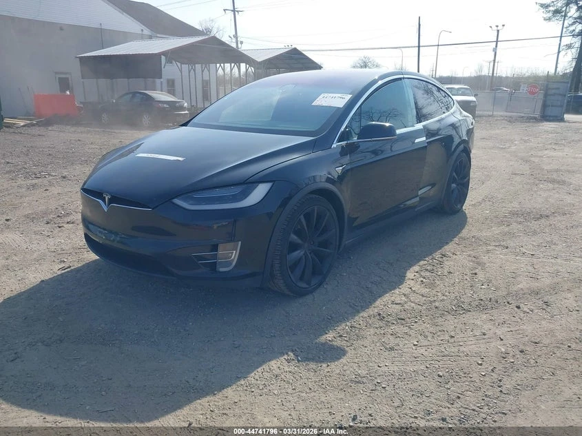 Tesla Model X 75D AWD, снимка 2 - Автомобили и джипове - 54324099