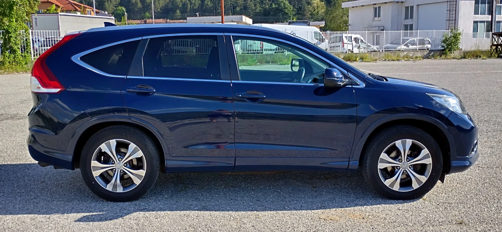 Honda Cr-v 2.0 Бензин, снимка 6 - Автомобили и джипове - 54692471