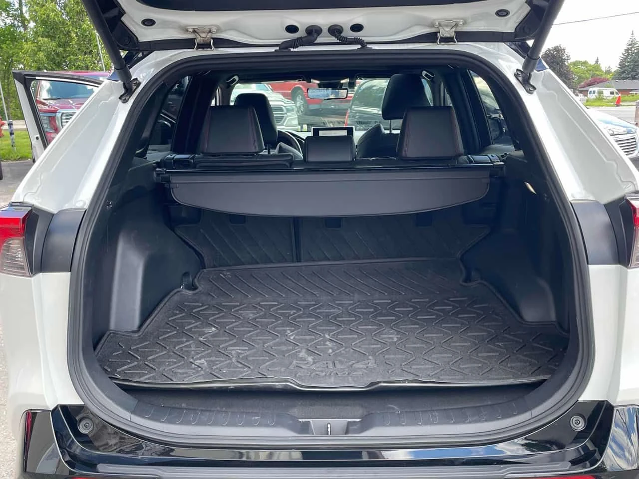 Toyota Rav4 * AWD * АВТОКРЕДИТ БЕЗ ПЪРВОНАЧАЛНА ВНОСКА* , снимка 12 - Автомобили и джипове - 55083039