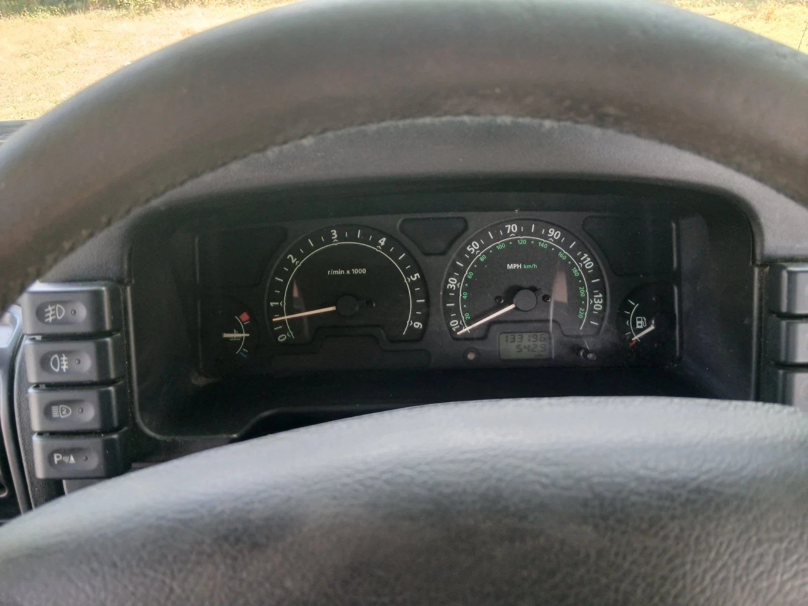Land Rover Discovery, снимка 7 - Автомобили и джипове - 55324845
