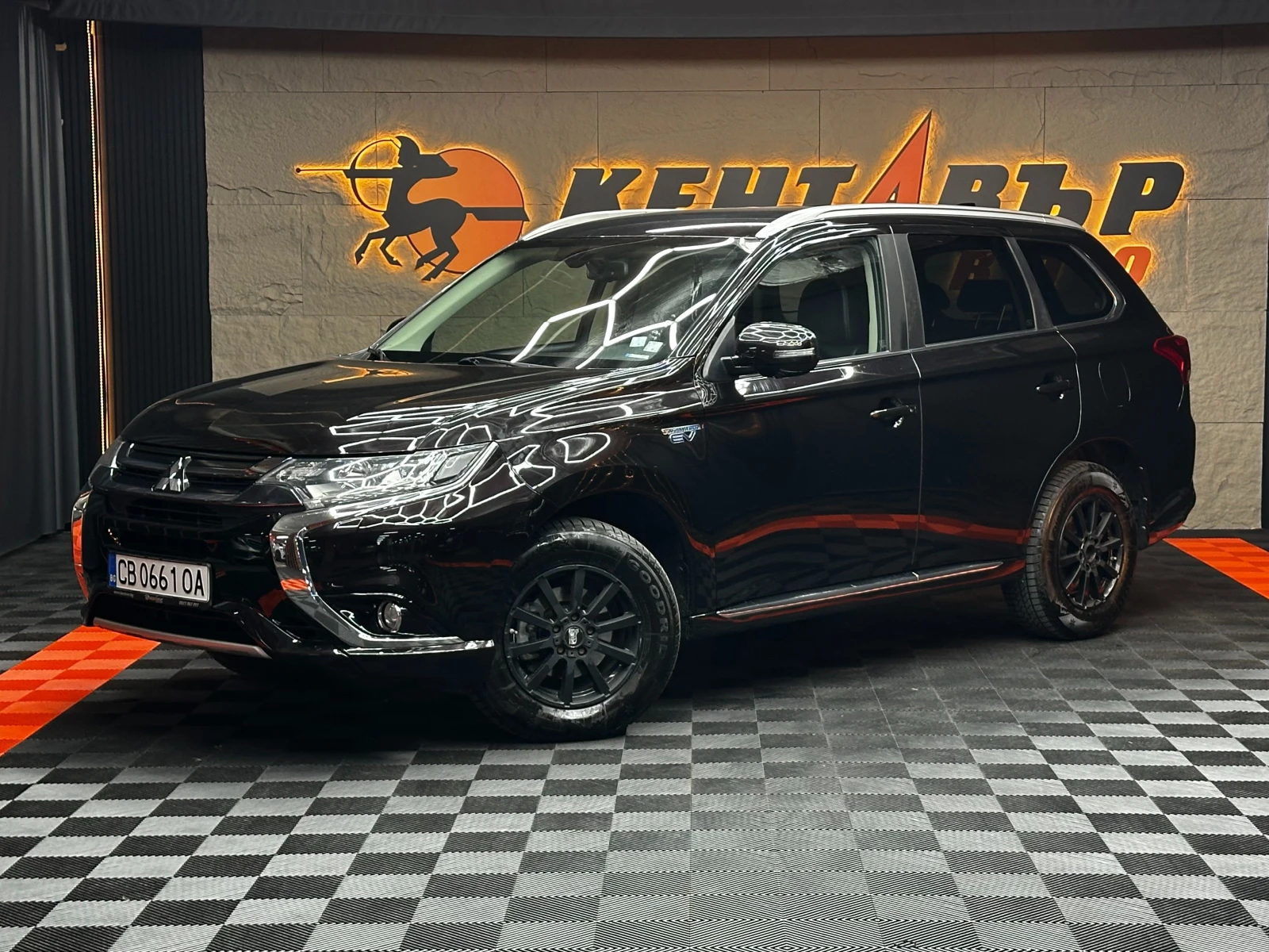 Mitsubishi Outlander 2.0 Hybrid 121 к.с. 
