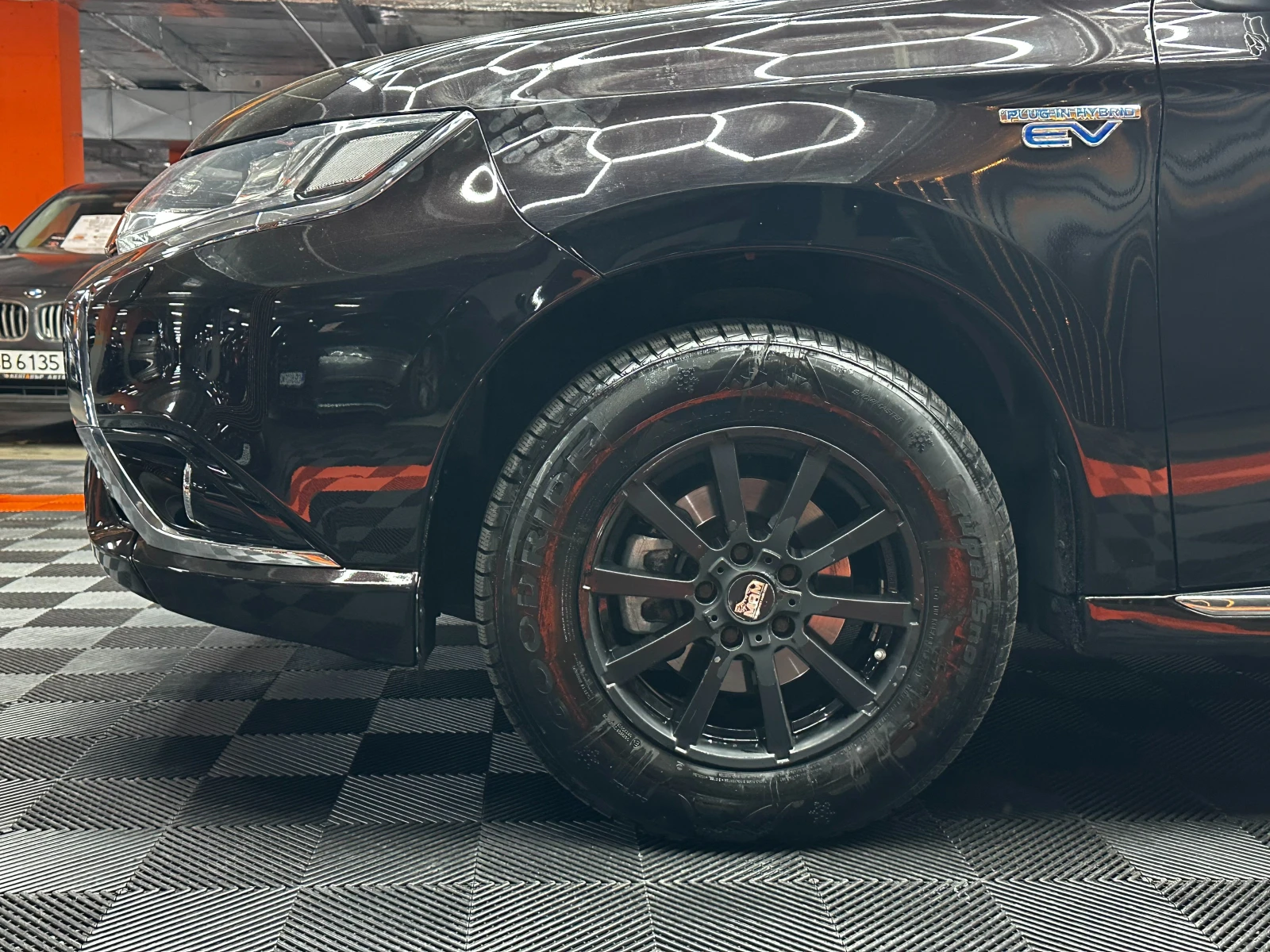 Mitsubishi Outlander 2.0 Hybrid 121 к.с. , снимка 6 - Автомобили и джипове - 55474437