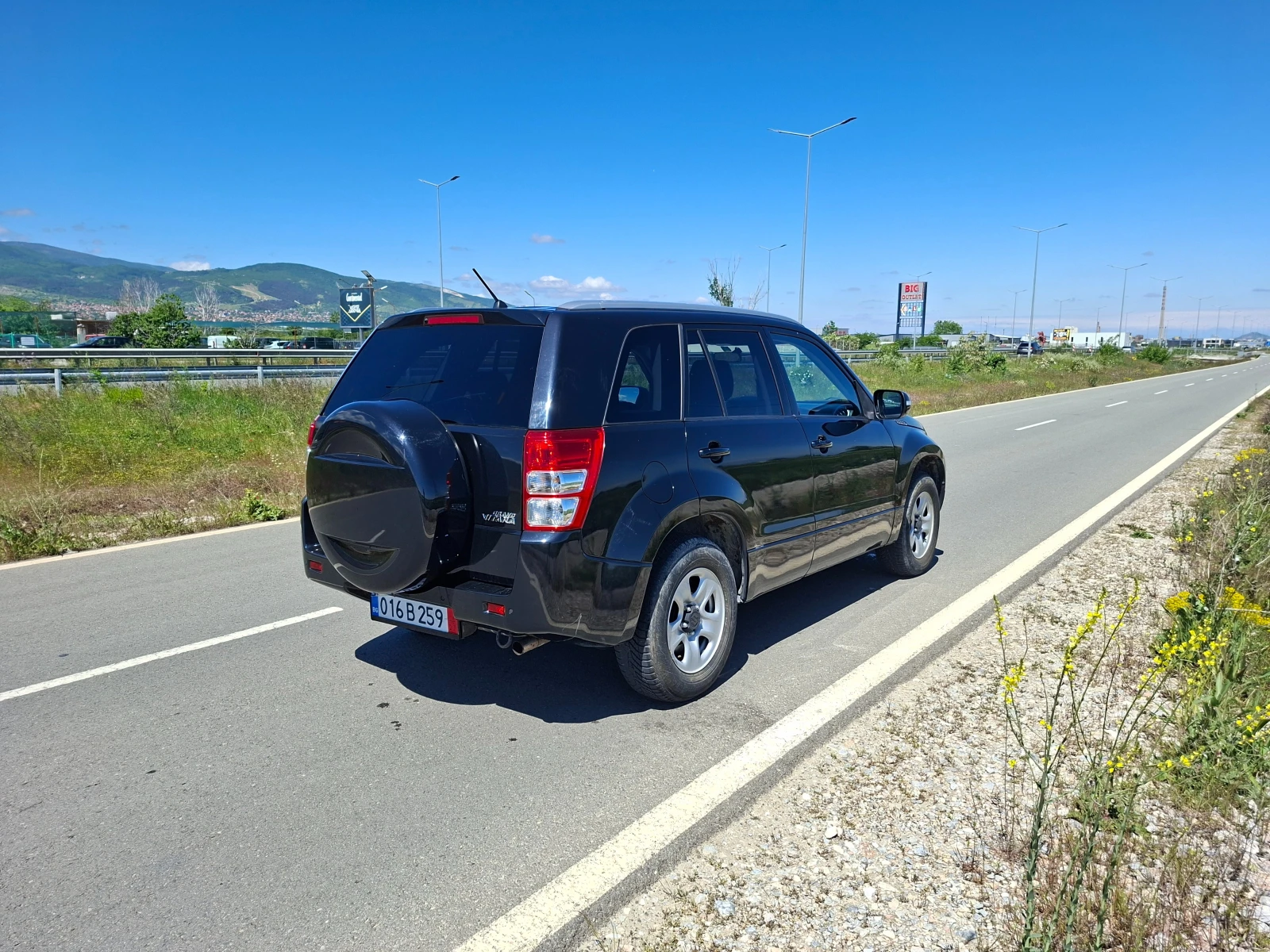 Suzuki Grand vitara 2.4 GL TOP Швейцария, снимка 5 - Автомобили и джипове - 55575655