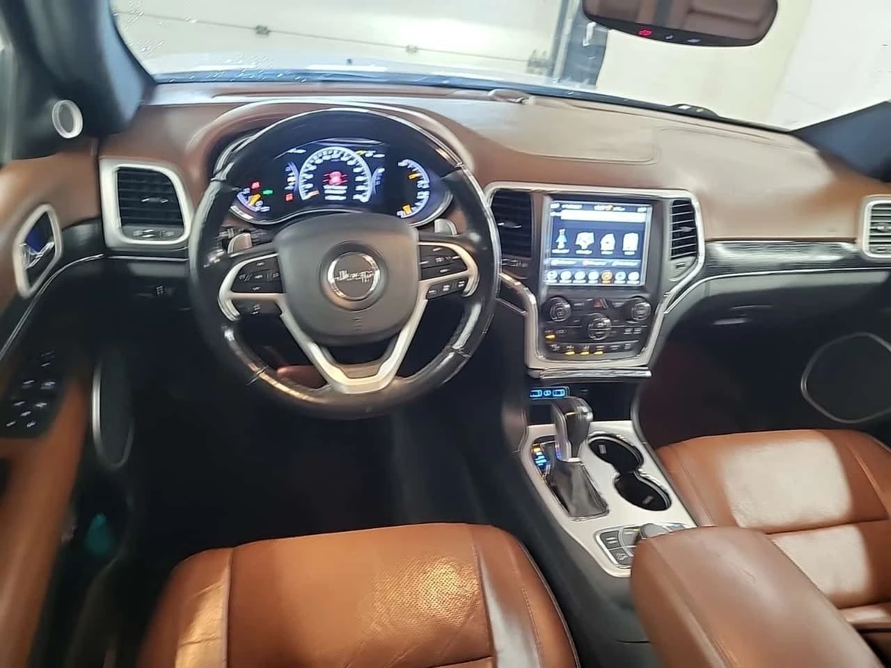 Jeep Grand cherokee * Summit 4x4 * CARFAX * ОПЦИЯ ЗА ФИНАНСИРАНЕ, снимка 9 - Автомобили и джипове - 55684257