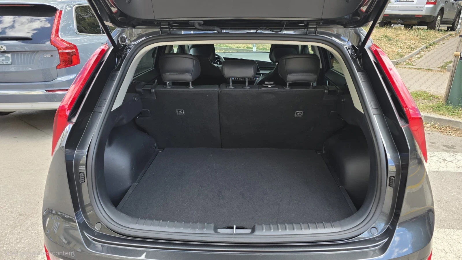 Kia Niro Kia Niro 15500 km 64kw цена без ддс 24999, снимка 7 - Автомобили и джипове - 56106724