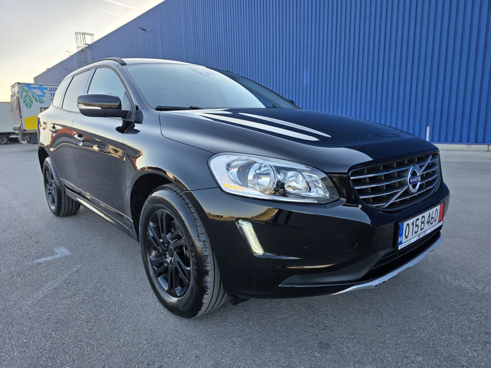 Volvo XC60 2.0D-181kc , снимка 7 - Автомобили и джипове - 56383450
