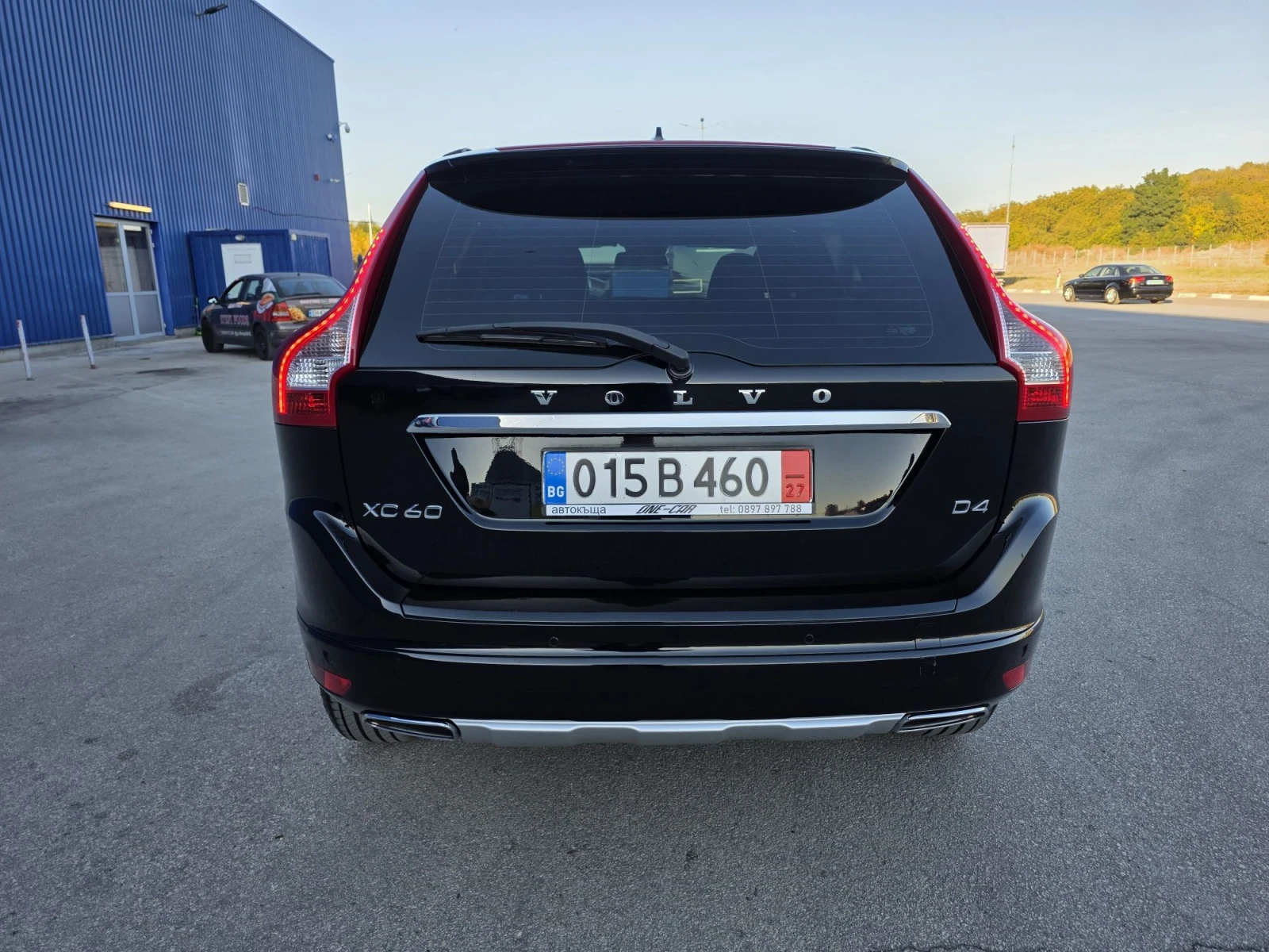 Volvo XC60 2.0D-181kc , снимка 4 - Автомобили и джипове - 56383450