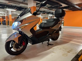 Kymco Xciting R300 18 880 реални км / Топ състояние / Куфар Givi, снимка 4