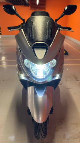 Kymco Xciting R300 18 880 реални км / Топ състояние / Куфар Givi, снимка 3