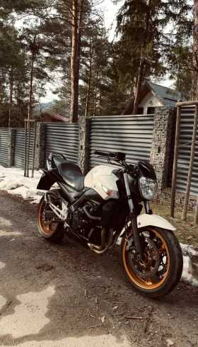 Suzuki Gsr, снимка 3
