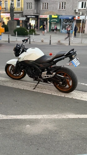 Suzuki Gsr, снимка 1