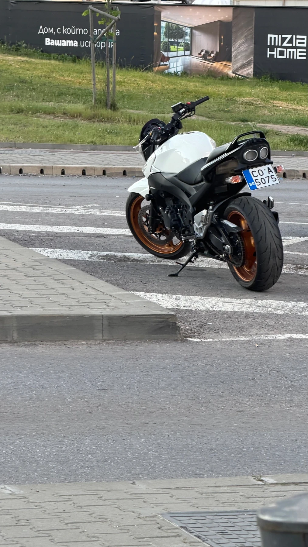 Suzuki Gsr, снимка 2 - Мотоциклети и мототехника - 55081321